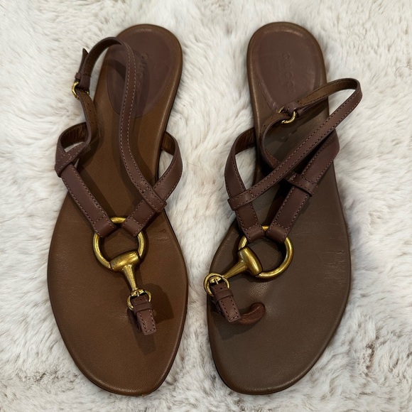 Gucci Rose pink Leather Sandals with Gold Accent - Picture 1 of 4